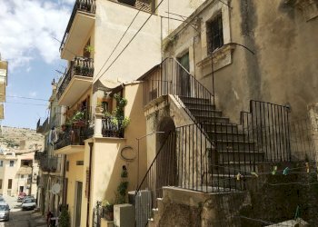 Casa indipendente via Goldoni, Scicli - foto 1