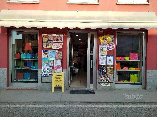 vetrina - Newsagents - Newsagents with Kiosk via Vittorio Emanuele, 28, Buttigliera d'Asti - photo 1