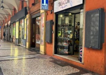 Zona - Bar - Tabacchi - Ricevitoria Bologna (zona Centro Storico) - foto 2