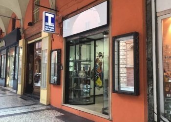 Zona - Bar - Tabacchi - Ricevitoria Bologna (zona Centro Storico) - foto 3