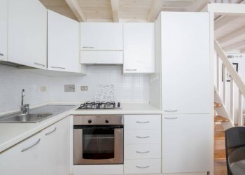 Bilocale Via Santo Stefano 84, Bologna (zona Centro Storico) - foto 4