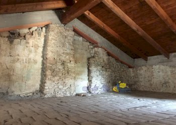 IMG_0362.JPG - Porzione di casa Traversetolo - foto 10