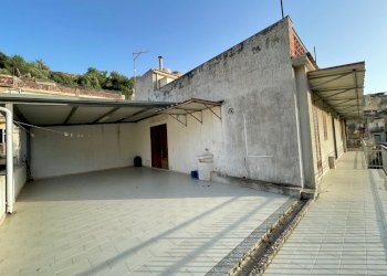 1b.jpg - Appartamento Modica - foto 2