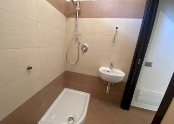 bagno con doccia - Apartment via Guglielmo Marconi, 29, Cengio - photo 31