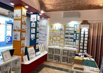 Interno non residenziale - Negozio via Giuseppe Mazzini, 19, Spotorno - foto 12