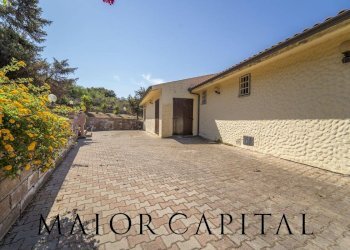 Attività Commerciale Cuglieri - foto 26