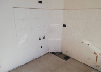 Attività Commerciale VIA CONTESORA, Lucca - foto 7