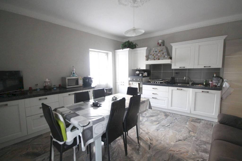 cucina - Quadrilocale via San Sinforiano, San Biagio della Cima - foto 2