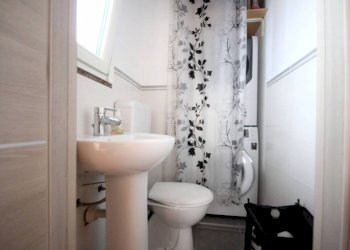 bagno - Four-room apartment via San Sinforiano, San Biagio della Cima - photo 14