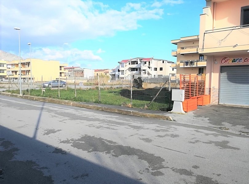 Building land Mondragone - photo 2