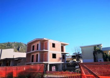 Casa indipendente Mondragone - foto 3