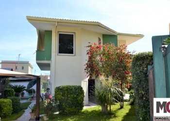 Villa Unifamiliare Mondragone - foto 1