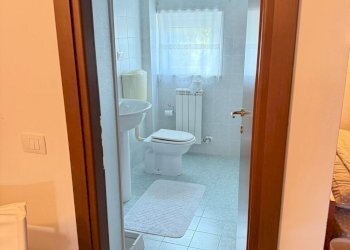 WhatsApp Image 2026-02-07 at 13.06.48(1).jpeg - Quadrilocale Ameglia - foto 23