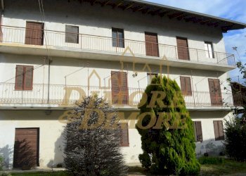 1.jpg - Townhouse Via Martiri 30, Bogogno - photo 1