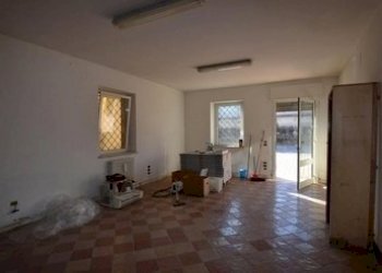 370x260_157935_17709_101.JPG - Locale Commerciale Monteprandone - foto 16