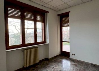 Stanza non arredata - Bilocale Bagnolo Piemonte - foto 1