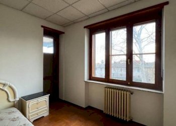 Camera da letto - Bilocale Bagnolo Piemonte - foto 6