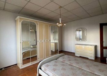 Camera da letto - Bilocale Bagnolo Piemonte - foto 7