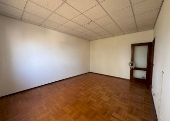 Camera da letto - Bilocale Bagnolo Piemonte - foto 10