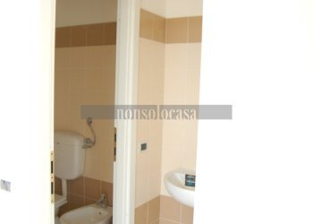 BAGNO - Locale Commerciale Via dell'Osteria, Collazzone - foto 7