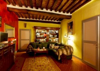 06.jpg - Porzione di casa Vicolo Vagnucci, Cortona - foto 6