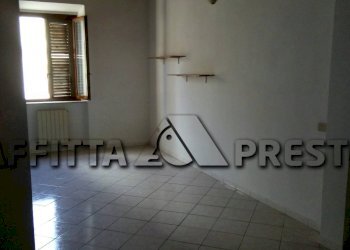 Monolocale Via De Larderel, Livorno - foto 1