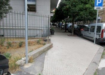 C47E5BB8-0DC9-4655-8B84-078A69991368.jpeg - Commercial Premises Genova - photo 1