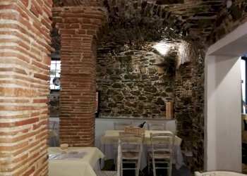 9.jpg - Commercial Premises Sarzana - photo 7