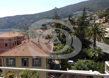 Vista2.jpg - Appartamento Corso Regina Margherita 39, Ospedaletti - foto 2