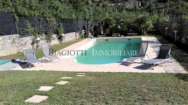 PHOTO-2020-10-15-20-46-55_6.jpg - Casa semi indipendente Via di Montenero 11, Livorno - foto 1