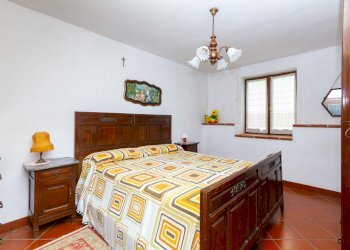 Semi-detached house Borgata Ciastralet, SNC, Valmala - photo 9