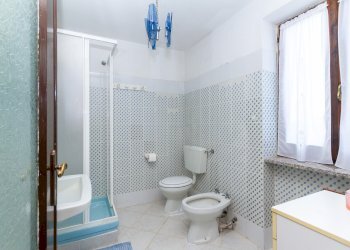 Semi-detached house Borgata Ciastralet, SNC, Valmala - photo 12