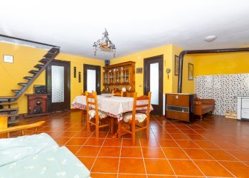 Semi-detached house Borgata Ciastralet, SNC, Valmala - photo 4