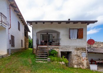 Semi-detached house Borgata Ciastralet, SNC, Valmala - photo 21