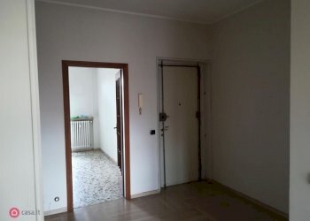 Three-room apartment Torino (neighborhood San Donato) - photo 4