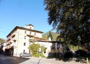 Facciata - Quadrilocale via Vittorio Veneto, 17, San Germano Chisone - foto 1