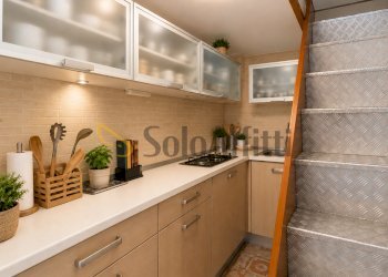 Angolo cottura - One-room apartment Via Giuseppe Bonito, Napoli (neighborhood Vomero) - photo 4