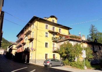 Facciata - Ufficio via Vittorio Veneto, 17, San Germano Chisone - foto 2