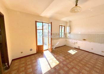 Cucina - Appartamento piazza Statuto, 24, Asti - foto 14