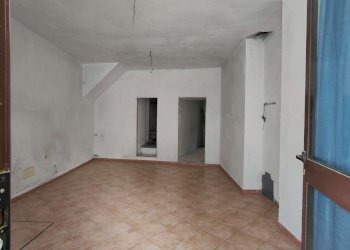 6-5 - Casa indipendente piazza SAN GIACOMO, 9, Sparone - foto 29