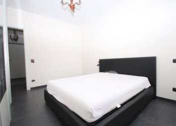 camera letto - Bilocale via Mulino Vecchio 7, Guarene - foto 10