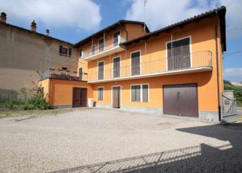 facciata - Rustico Località San Giuseppe, Monforte d'Alba - foto 2