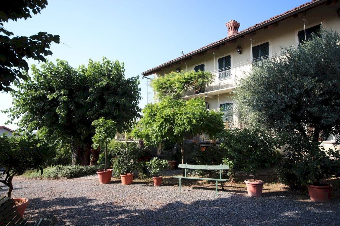 esterni - Rustic Frazione Rivalta, La Morra - photo 3