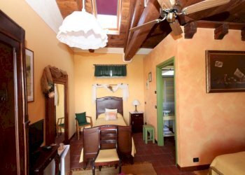 camera - Rustic Frazione Rivalta, La Morra - photo 11