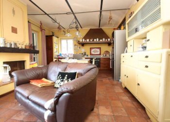 cucina - Rustic Frazione Rivalta, La Morra - photo 14