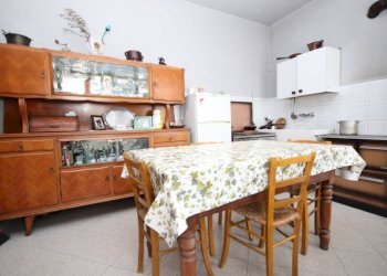 cucina - Rustico via Langa, Lequio Berria - foto 4