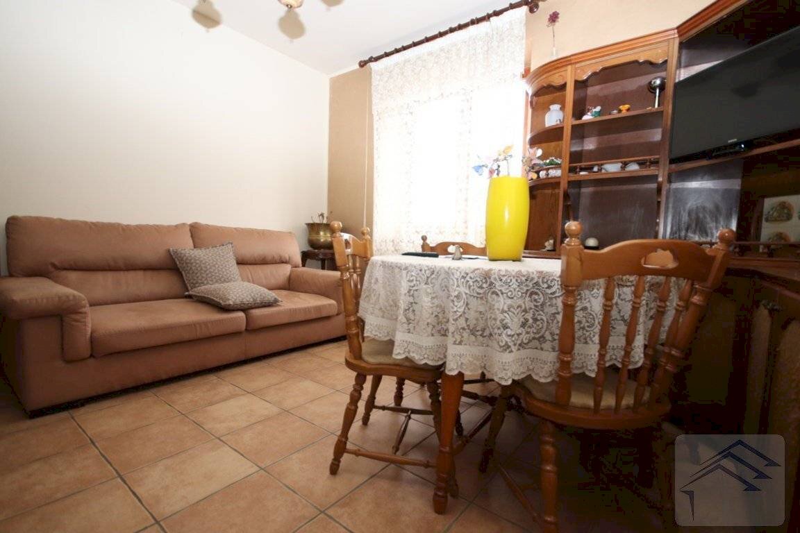 Soggiorno - Casa indipendente Baluardo Montebello 2, San Damiano d'Asti - foto 1