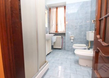 Bagno zona giorno - Casa indipendente Baluardo Montebello 2, San Damiano d'Asti - foto 9