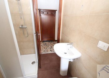 Three-room apartment via Rio Misureto 4, Alba - photo 16