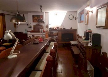 camino e forno.jpg - Villa Sarzana - foto 11